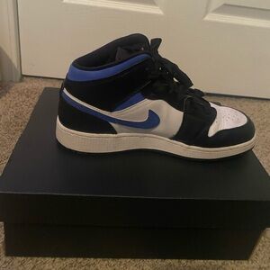 Jordan 1 Mid Black Black Racer Blue